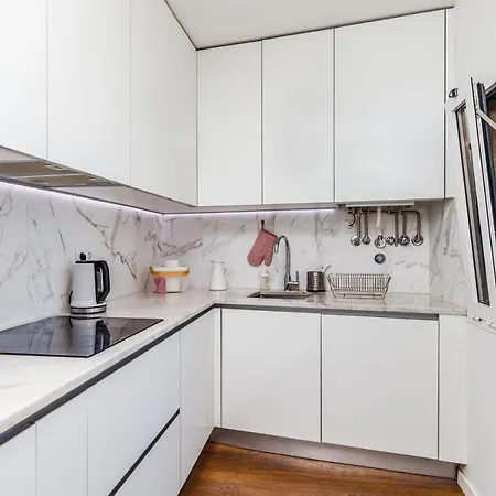 דירה 110m2 Flat, Large Terrace With A View And A Garden *