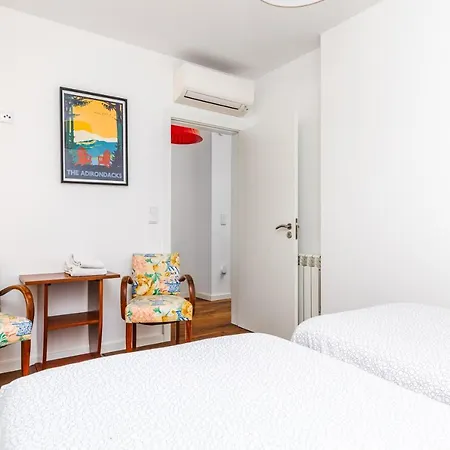 110m2 Flat, Large Terrace With A View And A Garden דירה ליסבון